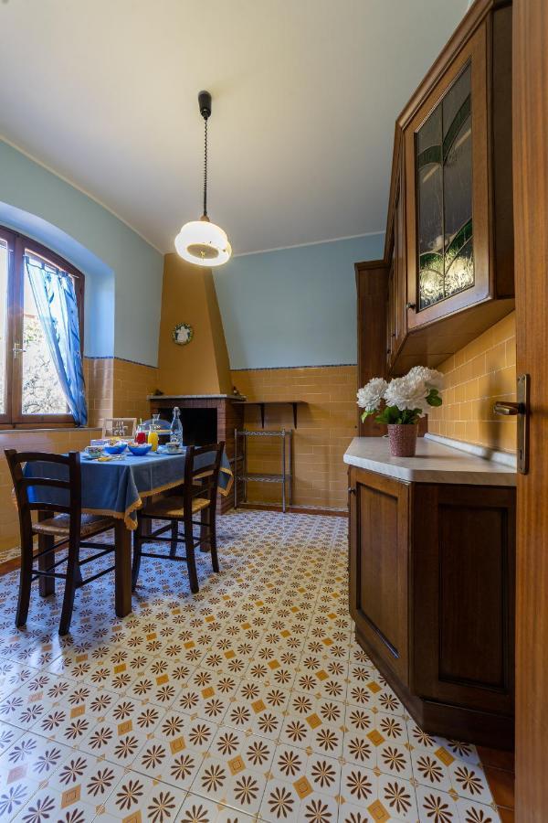 Casa Clara Villa Montecchio  Buitenkant foto